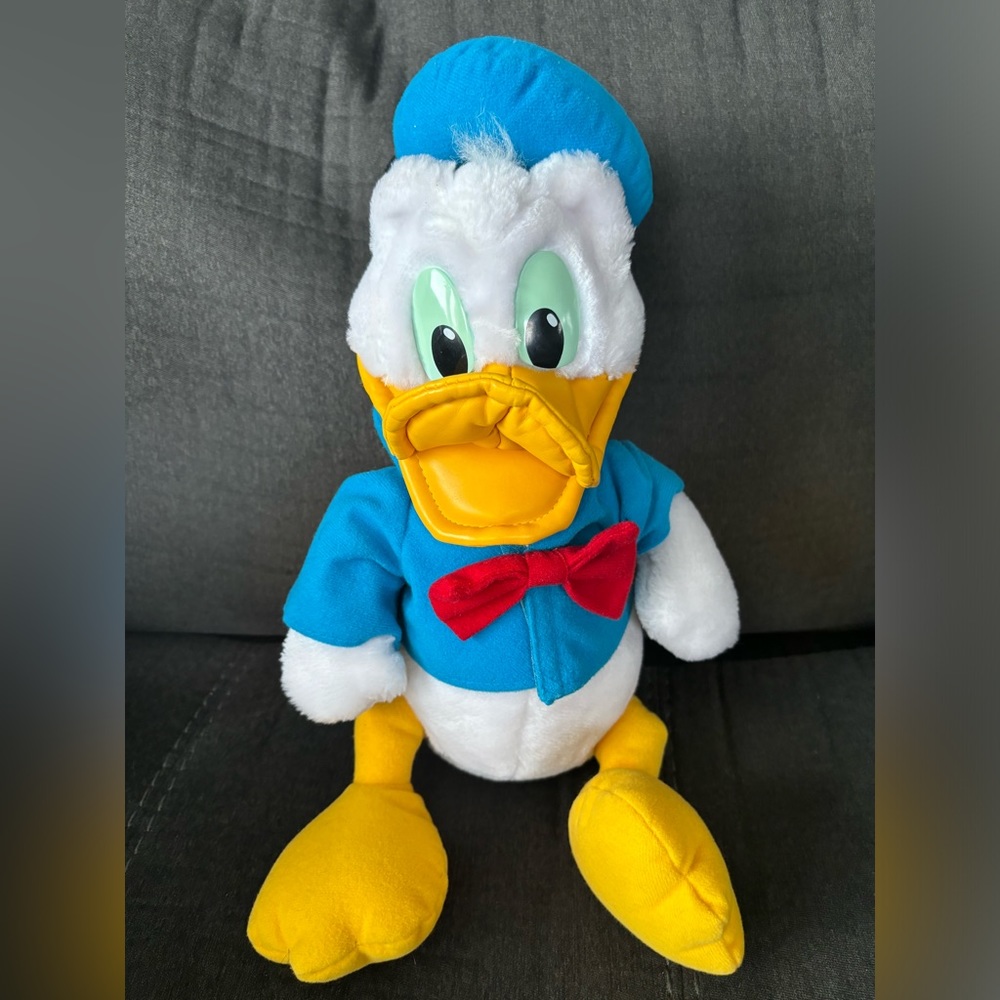 Donald Duck plush authentic Disney Parks